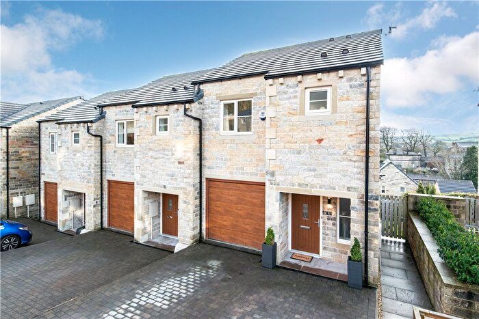 3 Bedroom Semi-Detached House For Sale In Highfell Grove, Harden, Bingley, West Yorkshire, BD16