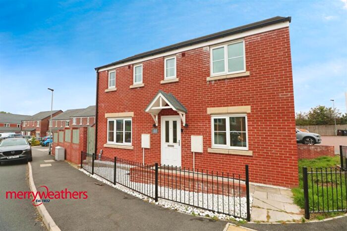3 Bedroom Detached House For Sale In Kestrel Avenue, Barnsley, S75