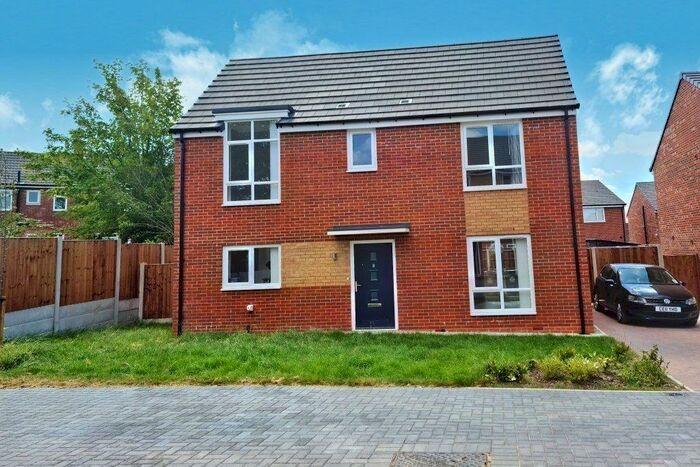 3 Bedroom Detached House To Rent In Stainton Drive, Middleton, Manchester, M24