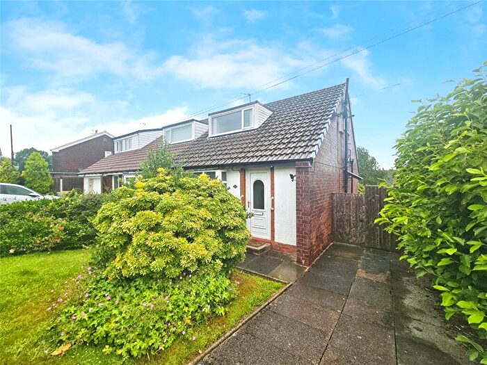 2 Bedroom Bungalow To Rent In Newington Drive, Bury, Lancashire, BL8
