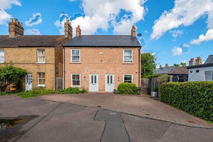 3 Bedroom Semi-Detached House To Rent In Ouse Walk, Huntingdon, PE29