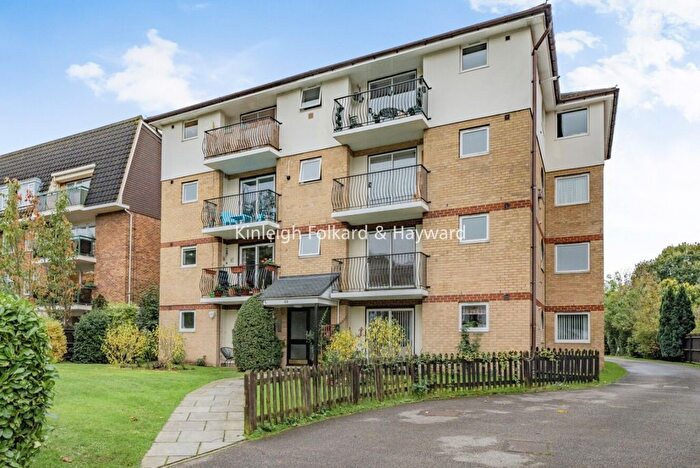 2 Bedroom Flat To Rent In Albemarle Road, Beckenham, Kent, BR3