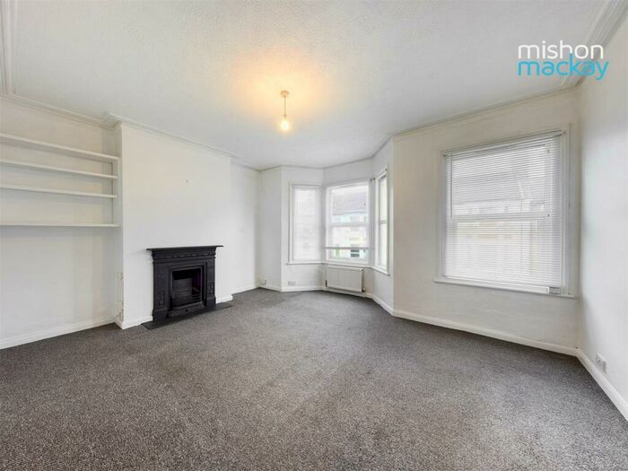 1 Bedroom Apartment To Rent In Compton Road, Brighton, BN1