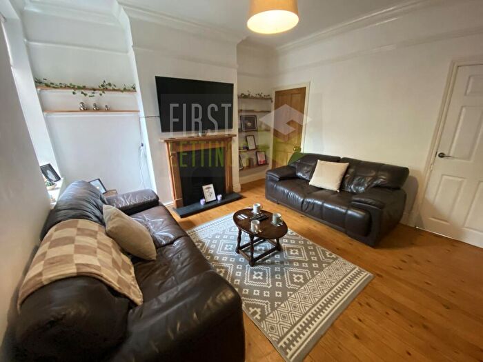 4 Bedroom Terraced House To Rent In Lorne Road, Clarendon Park, LE2