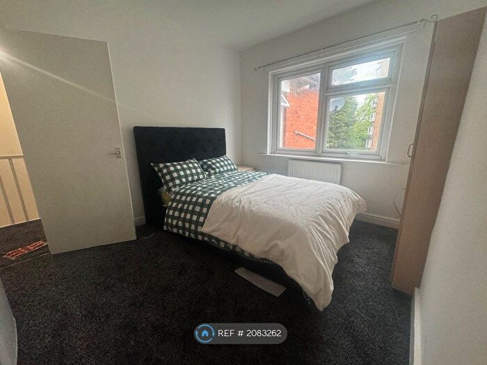 2 Bedroom Flat To Rent In Ripple Road, Barking, IG11