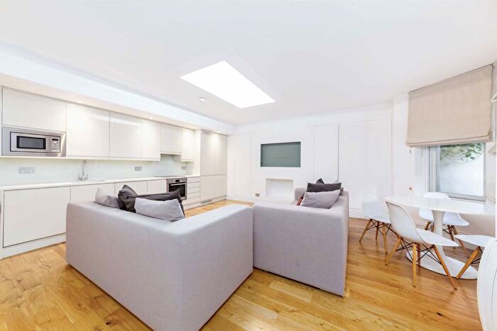2 Bedroom Flat To Rent In Colville Gardens, London, W11