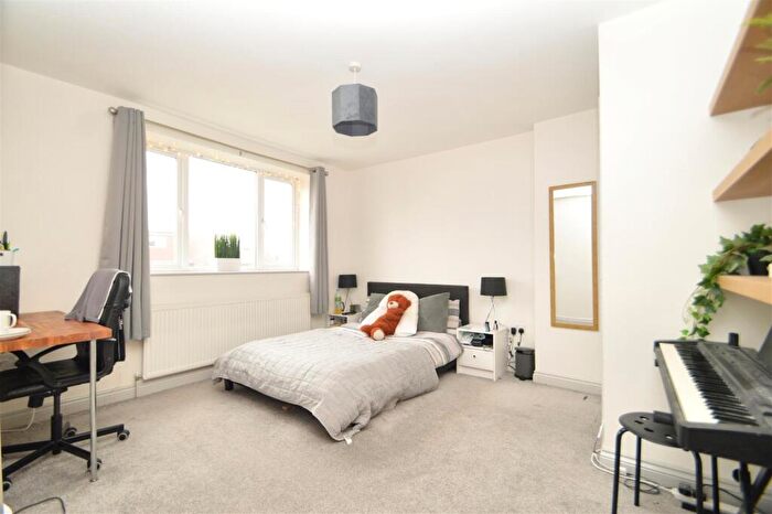 6 Bedroom House To Rent In Station Road, Filton, Bristol, BS34