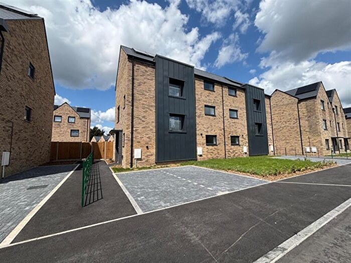 3 Bedroom Semi-Detached House To Rent In Downham Boulevard, Ravenswood, Ipswich, IP3