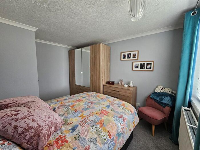 2 Bedroom Detached Bungalow For Sale In Deansgate, Pleasley, Mansfield, NG19