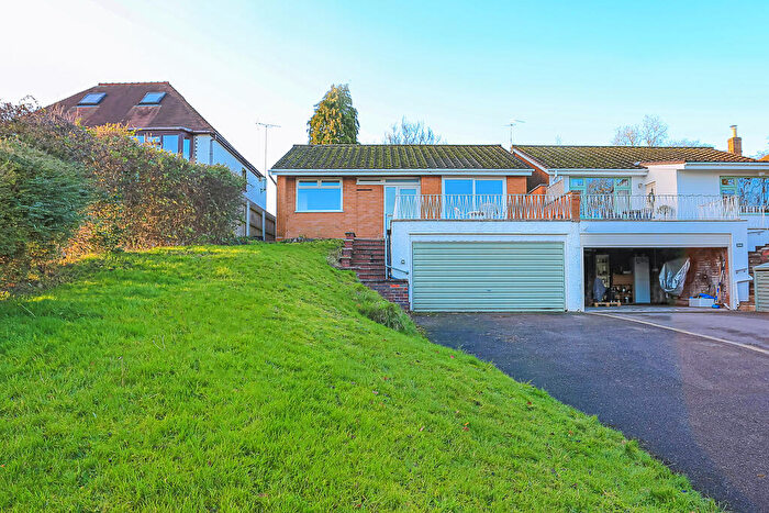 3 Bedroom Detached House For Sale In Creynolds Lane, Cheswick Green, Solihull, B90