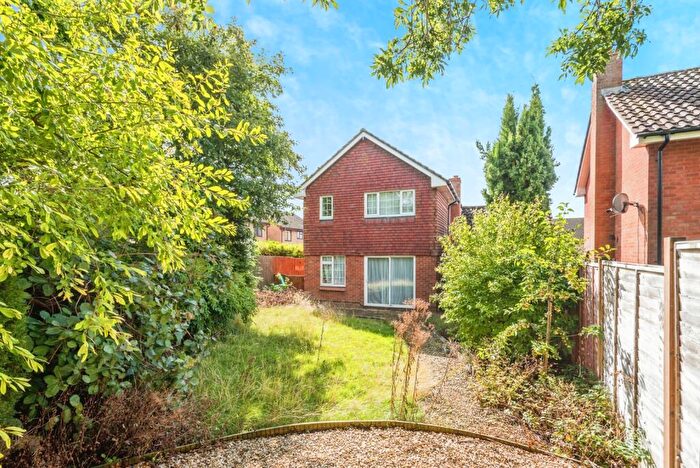 4 Bedroom Detached House For Sale In Downland Road, Swindon, Wiltshire, SN2