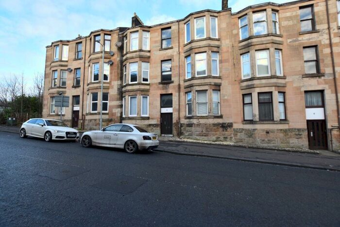 1 Bedroom Flat To Rent In Brachelston Street, Greenock, PA16
