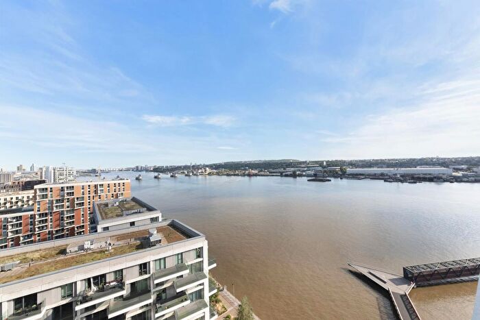 1 Bedroom Flat For Sale In Bonnet Street, London, E16