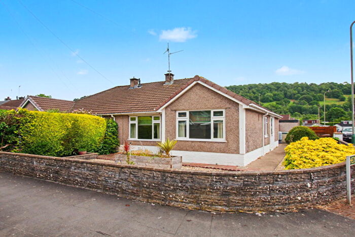 3 Bedroom Semi-Detached Bungalow For Sale In Heol Ty-Gwyn, Llanbradach, Caerphilly, CF83