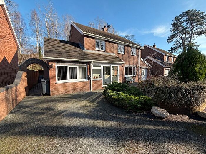 4 Bedroom Detached House For Sale In Penlan, Brecon, LD3