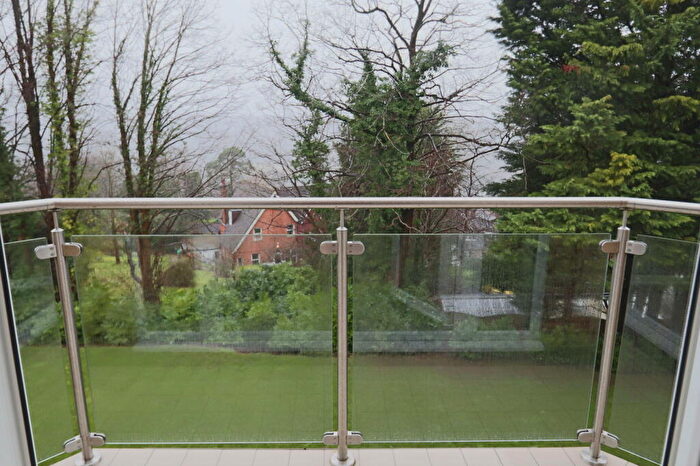 2 Bedroom Apartment To Rent In Landscape Road, Warlingham, CR6