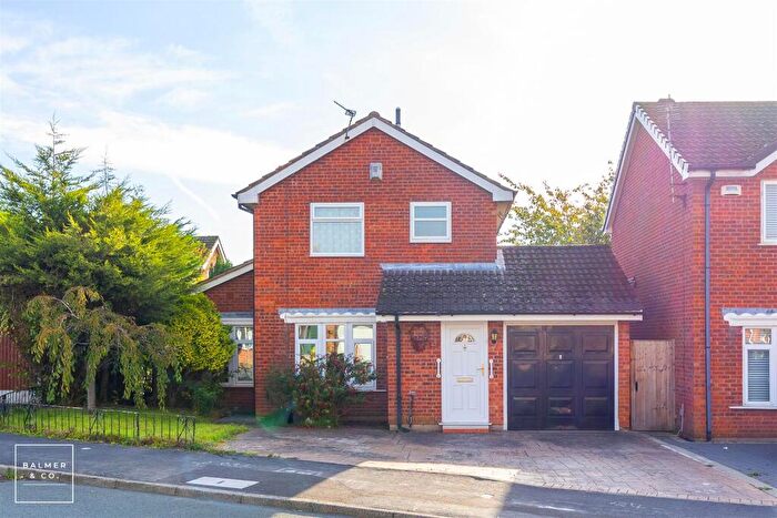 3 Bedroom Detached House For Sale In Ennerdale Road, Astley, Tyldesley, M29