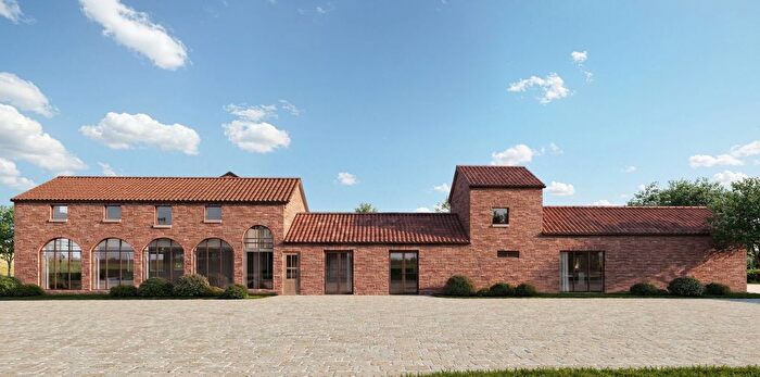6 Bedroom Link Detached House For Sale In The Arches Barn, Long Marston, YO26