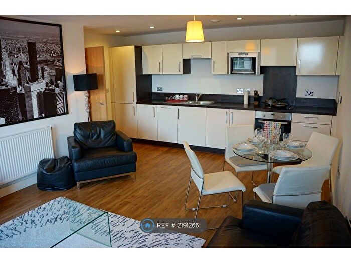 2 Bedroom Flat To Rent In Venice Corte, London, SE13