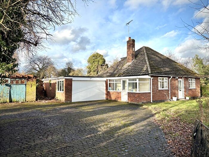 2 Bedroom Detached Bungalow For Sale In Doles Lane, Findern, DE65