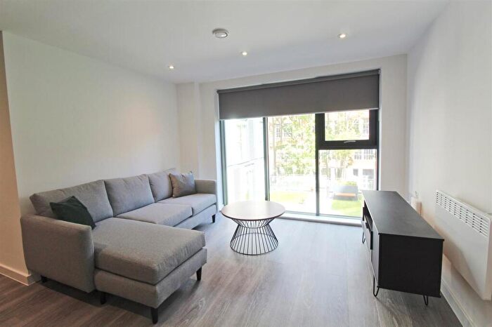 1 Bedroom Flat To Rent In Woden Street, Salford, M5