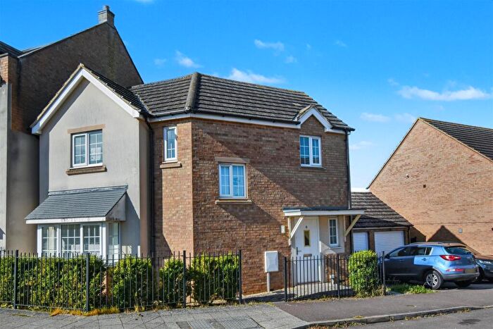 3 Bedroom Semi-Detached House For Sale In Olympic Square, Corby, NN18