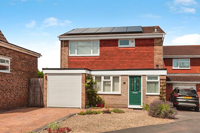 3 Bedroom Detached House For Sale In Bourbon Close, Warminster, BA12