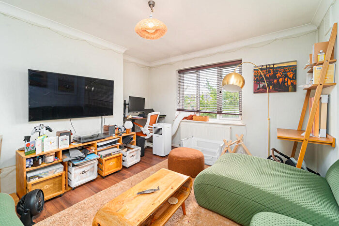 1 Bedroom Apartment To Rent In Canonbury Street, Islington, London, N1