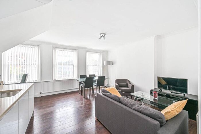 1 Bedroom Flat For Sale In Finchley Road, South Hampstead, London, NW3