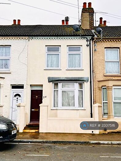 3 Bedroom Terraced House To Rent In Cornwall Road, Gillingham, ME7