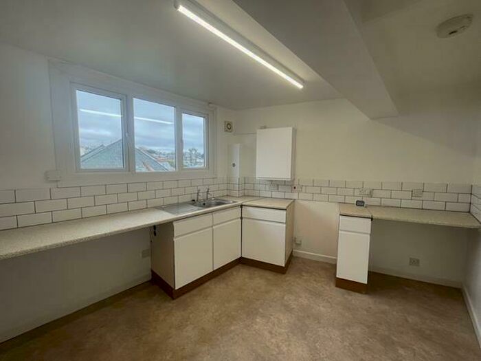 1 Bedroom Flat To Rent In Bay Tree Hill, Liskeard, PL14