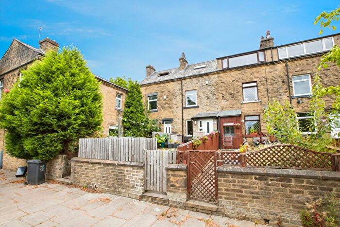 3 Bedroom Terraced House For Sale In Burnley Road, Halifax, West Yorkshire, HX2