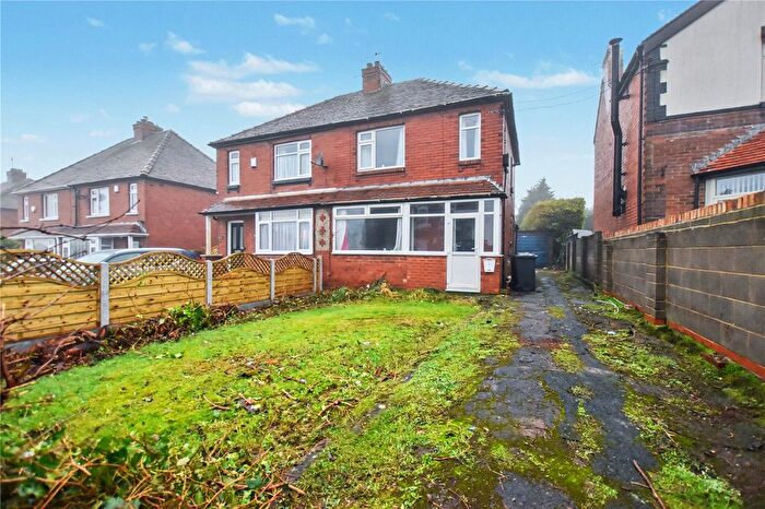2 Bedroom Semi Detached House For Sale In Haigh Moor Road, Tingley, Wakefield, West Yorkshire, WF3