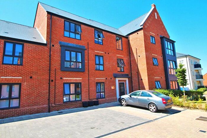 2 Bedroom Flat For Sale In McGrigor Mews, Wellesley, Aldershot, Hampshire, GU11