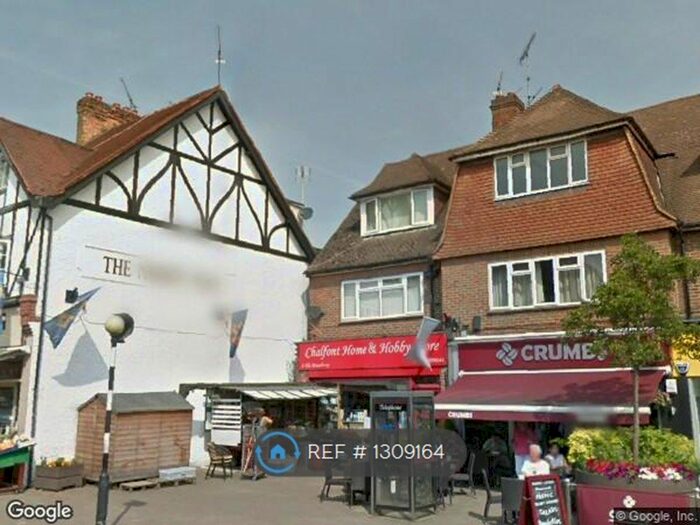 2 Bedroom Flat To Rent In Market Place, Chalfont St. Peter, Gerrards Cross SL9