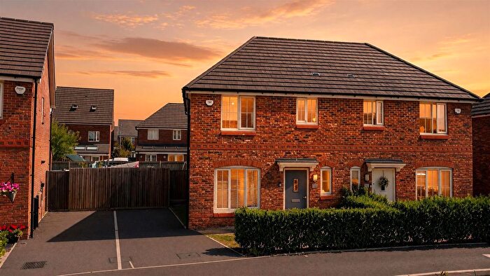 3 Bedroom Semi-Detached House For Sale In Coates Avenue, St Helens, WA9