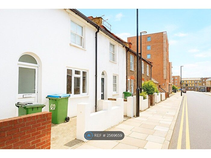 3 Bedroom Terraced House To Rent In Vanbrugh Hill, London, SE10