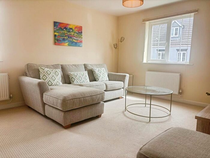 2 Bedroom House To Rent In Six Mills Avenue, Gorseinon, Swansea, SA4