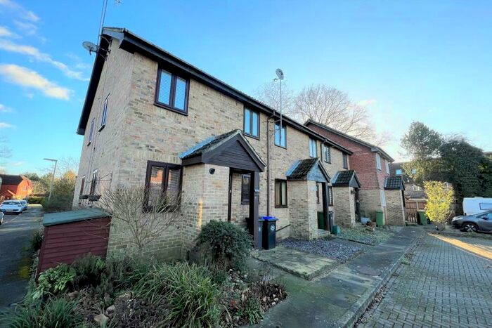 1 Bedroom Terraced House To Rent In West End, GU24