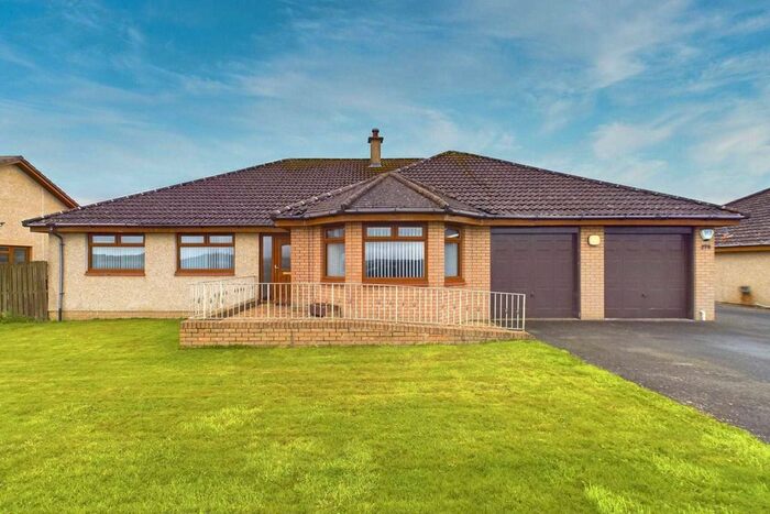 3 Bedroom Detached House For Sale In New Trows Road, Lesmahagow, ML11