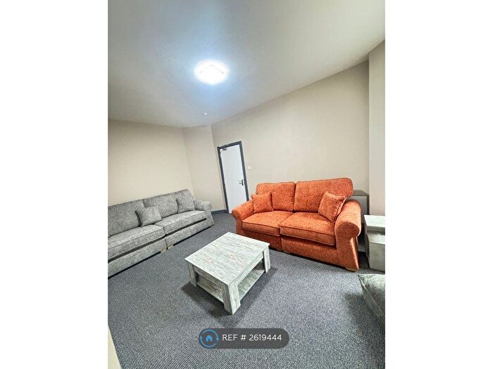 6 Bedroom Terraced House To Rent In Keswick Road, Blackpool, FY1