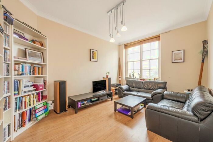 1 Bedroom Flat To Rent In Grove End Road, London, NW8