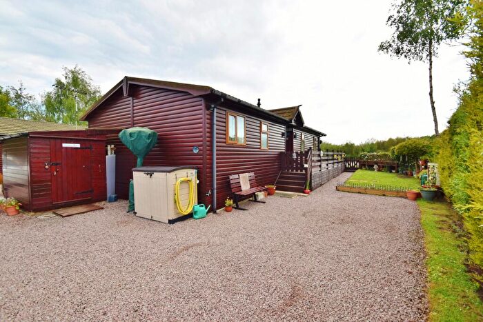 2 Bedroom Park Home For Sale In Lakeside, Orchard Park, Station Road, Hubberts Bridge, Boston, PE20