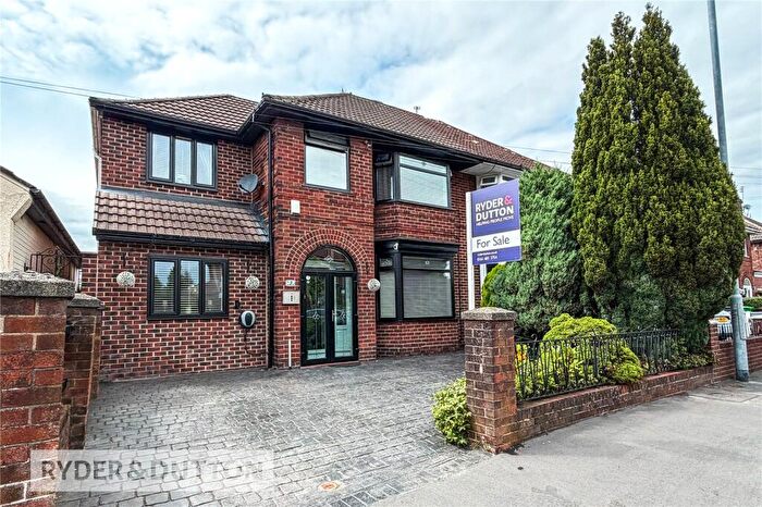 4 Bedroom Semi-Detached House For Sale In Shackliffe Road, Moston, Manchester, M40