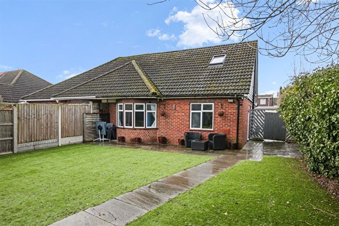 4 Bedroom Semi-Detached Bungalow For Sale In Hithermoor Road, Stanwell Moor, TW19