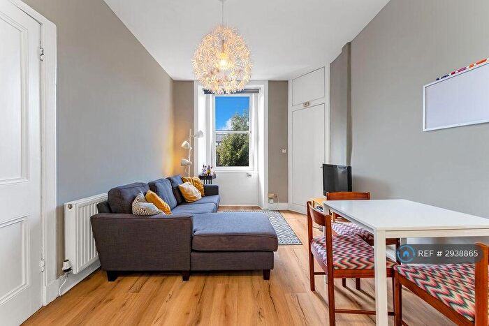 2 Bedroom Flat To Rent In Wheatfield Road, Edinburgh, EH11