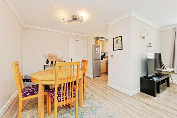 2 Bedroom Apartment For Sale In Old Watling Street, Canterbury, CT1