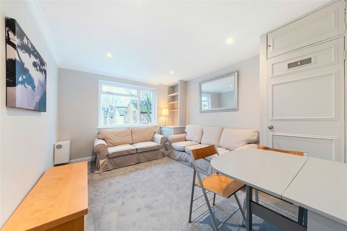 2 Bedroom Flat To Rent In Harwood Road, Fulham Broadway, Fulham, London, SW6