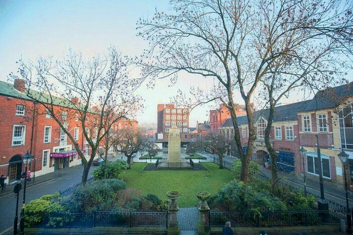 1 Bedroom Flat To Rent In Nelson Square, Bolton, BL1