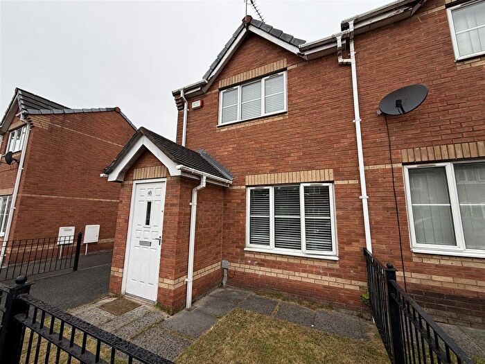 2 Bedroom Semi-Detached House For Sale In Gravenmoor Drive, Salford, M7